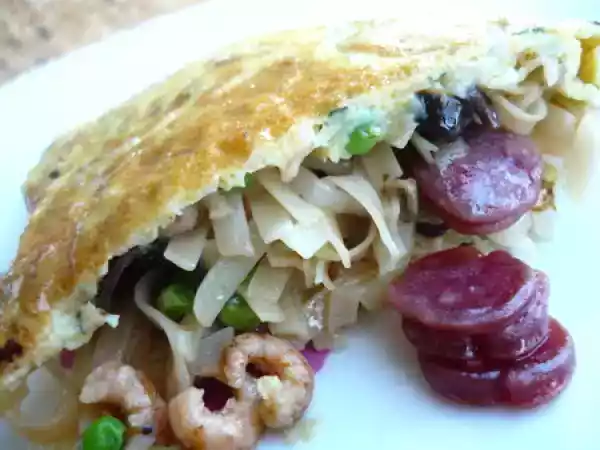 Recette Omelette farcie aux nouilles chinoises