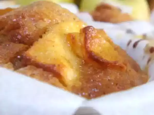 Recette Cake à la pomme et caramel beurre salé