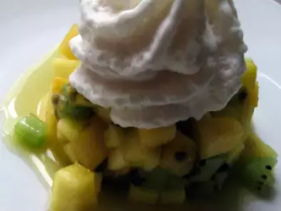 Recette Salade des fruits à la pina colada - früchtesalat mit pina colada-espuma