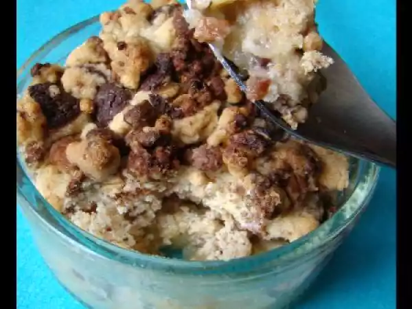 Recette Crumble pommes bananes au muesli, riz et quinoa, eclats de chocolat et noix de cajou