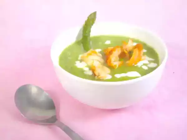 Recette Soupe d'asperges au saumon
