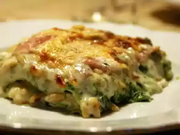 Recette Lasagne aux épinards et pignons de pin grillés