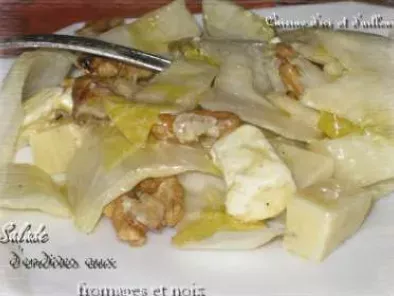 Recette Salade d'endives aux fromages et noix