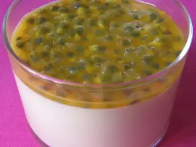 Recette Crèmes avec mangue et fruits de la passion