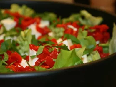 Recette Salade verte aux poivrons et à la mozzarella