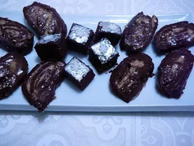 Recette Apéritif festif : roulés de foie gras et chocolat / madeleines salées
