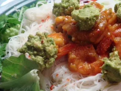 Recette Inspiration vietnamienne ... ou la salade de crevettes mangue/guacamole façon bun bo