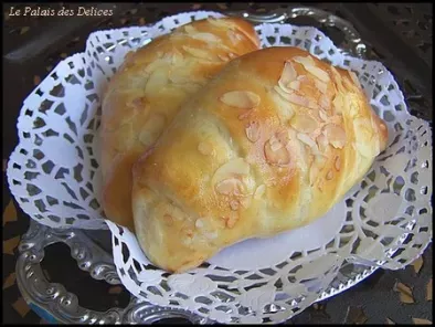 Recette Croissants briochés fourrés à la crème pâtissière et au nutella