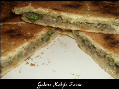 Recette GALETTE FARCIE (AGHRUM VOUSOUFER)