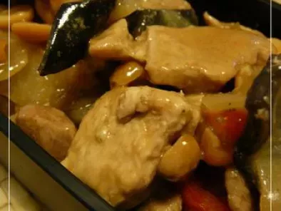 Recette Sauté de porc aux cacahuètes et champignons noirs (défi placard n#14)