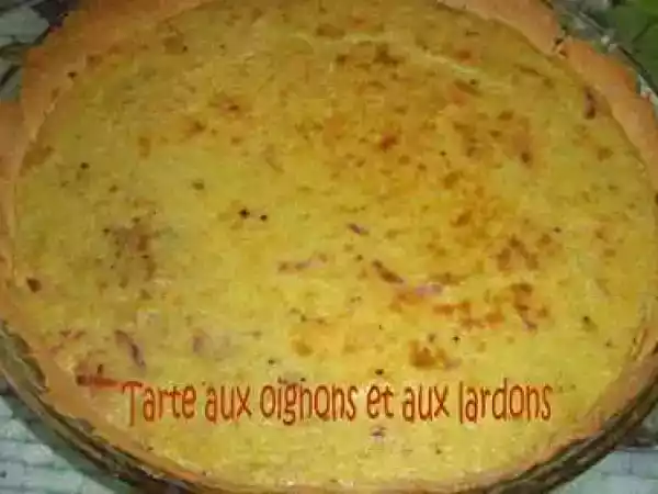 Recette Tarte aux oignons et aux lardons