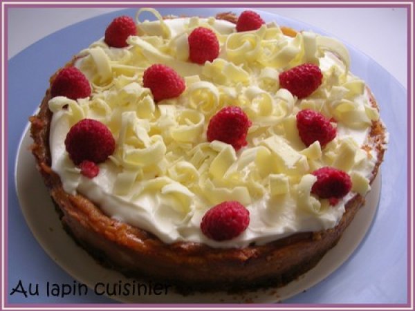 Cheesecake au chocolat blanc, framboises et mascarpone