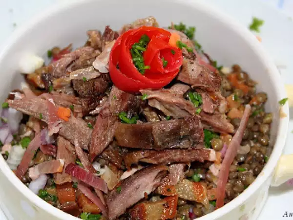 Recette Salade tiede de lentilles a l?efilochee de confit
