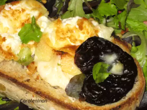 Recette Tartine de crottin de chavignol aux pruneaux