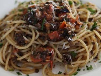 Recette Spaghetti aux champignons et olives - spaghetti funghi e olive
