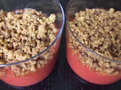 Recette Crumble fraises rhubarbe déstructuré