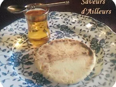 Recette Galettes marocaine au lait ribot dit : harcha farcie au fromage frais