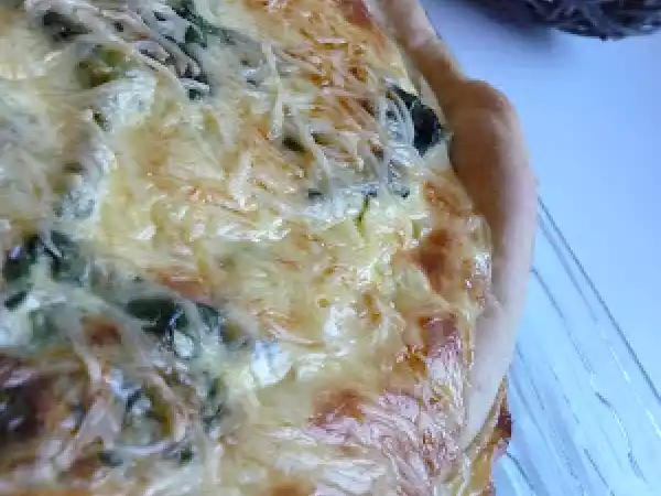 Recette Pizza épinards, dinde et crème