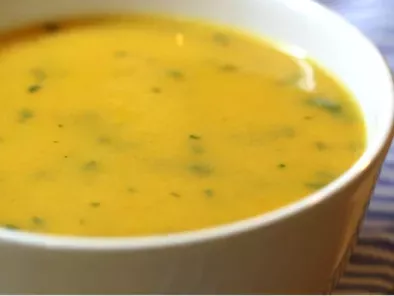 Recette Soupe douce à la carotte et au persil