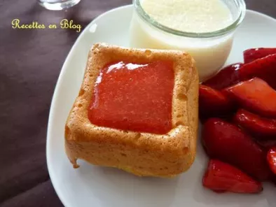 Recette Gâteaux de savoie au coulis de fraises