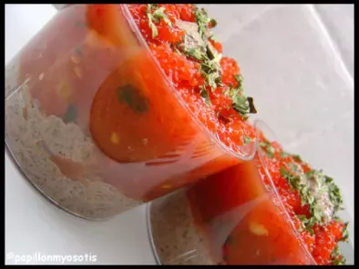 Recette Verrines tomates, olives & oeufs de lompe