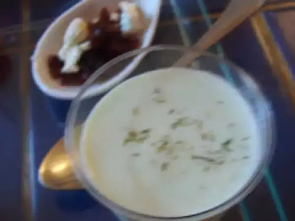 Recette Soupe froide de concombre.