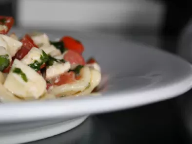Recette Ma salade de pate tomate mozza basilic!!!