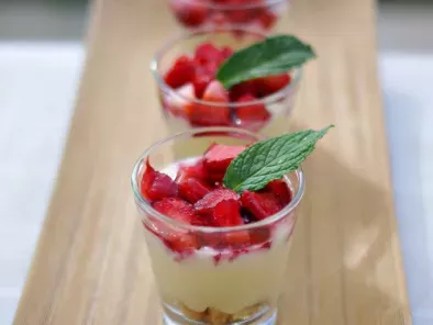 Recette Verrines façon tarte aux fraises