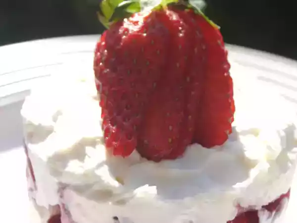Recette Verrines fraises et mascarpone sans verrines