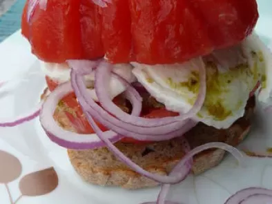 Recette Hamburger de tomate avec des coeurs-de-boeuf