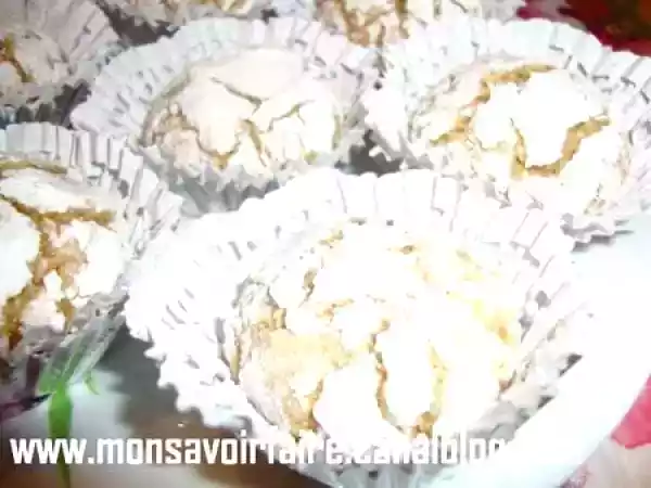Recette Ghoriba a la noix de coco (choumicha)