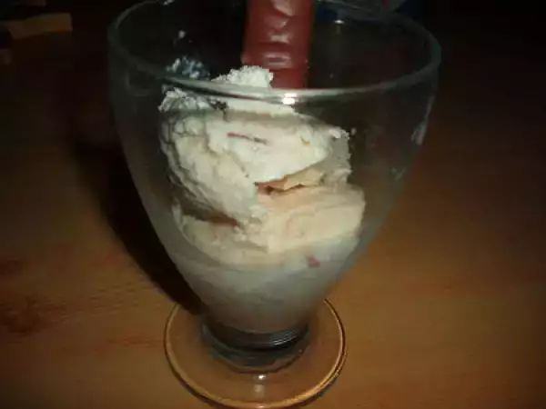 Recette Glace vanille aux éclats de twix