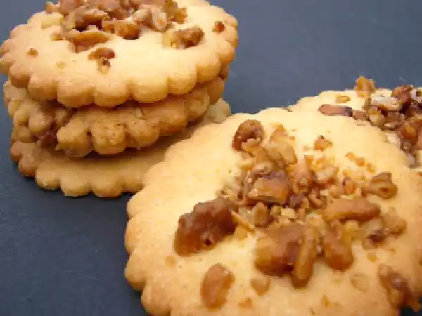Recette Petits sablés croquants aux pignons caramélisés