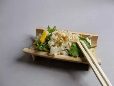 Recette Salade de riz très fraîche à la mangue, coriandre, menthe
