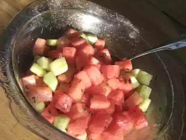 Recette Salade de concombre et de melon d'eau
