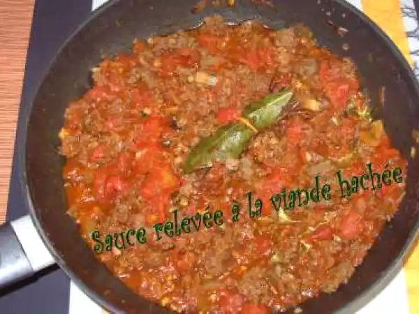 Recette Sauce relevée à la viande hachée