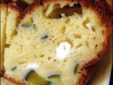 Recette Pour repas froid ou apéritif : cake courgette - chèvre