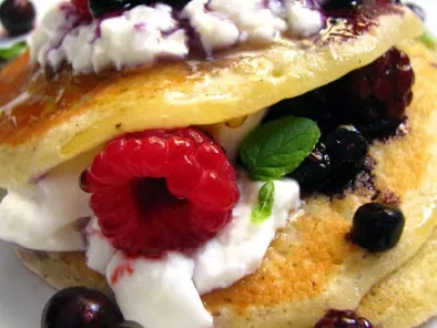 Recette Pancakes à la plancha, fruits rouges et mamia du pays basque