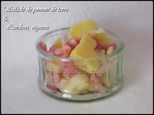 Recette Salade de pomme de terre aux lardons et oignons