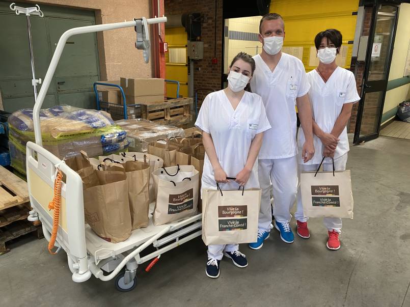 Le Château du Clos Vougeot et les cadets de Bourgogne se mobilisent et encouragent le corps médical 