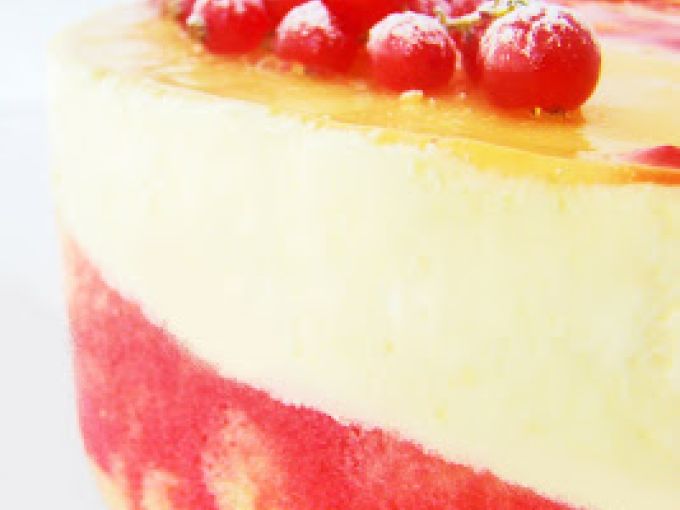 Nuage De Fraises Framboises Un Entremet Tout En Douceur Et Croquant Recette Ptitchef