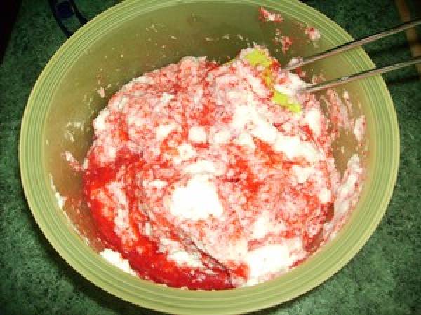 VERRINES DE MOUSSE A LA FRAISE - Préparation etape 3