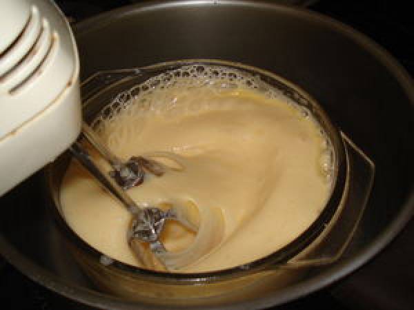 Forêt noire revisitée aux framboises et Tag - Préparation etape 3