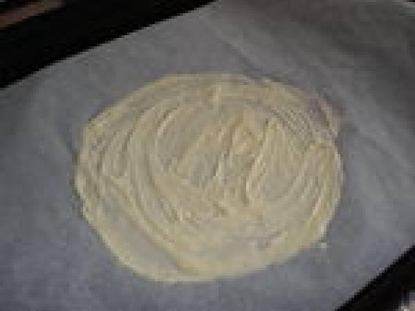 Glace à la pistache, son coulis de framboises, sa chantilly et sa tulipe - Préparation etape 4