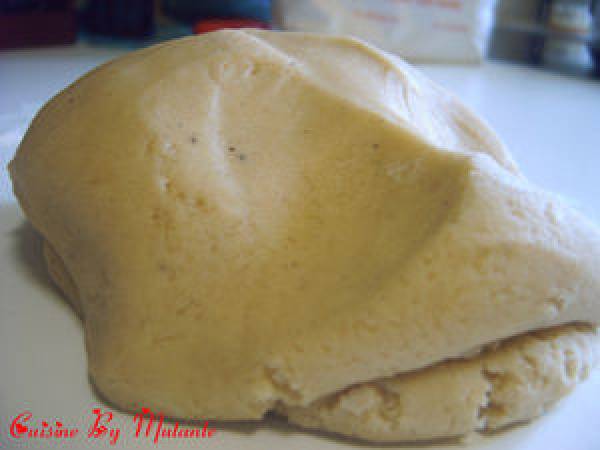 Tarte aux fraises version montage grâce au Larousse des desserts - Préparation etape 1