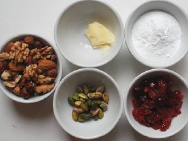 Tartelette en caramel de mendiants - Préparation etape 1