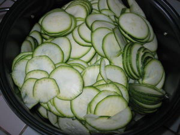 Terrine de courgettes au surimi et petits muffins pour l'apéro - Préparation etape 1