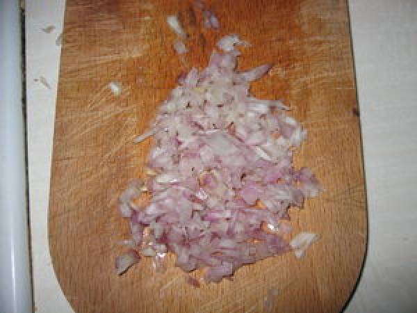 Moules à la crème et aux épices - Préparation etape 1