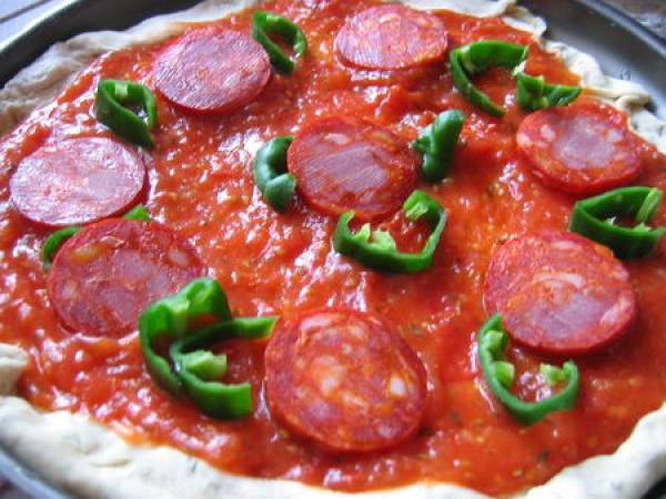 Pizza chorizo Kiri aux herbes de Provence - Préparation etape 4