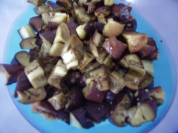 Ejjet baba ou Ojja aux aubergines - Préparation etape 1